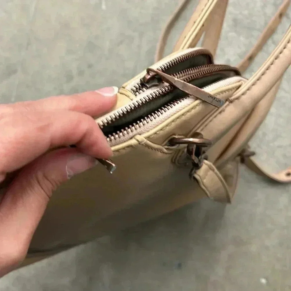 Matt & Nat bag - Picture 3 of 5